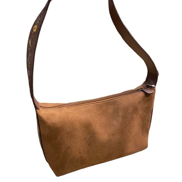 Relic Brown Faux Suede Embroidered Floral Strap Shoulder Bag NWT - Picture 1 of 7